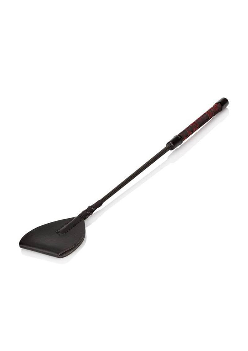 Scandal Wide Tip Crop Black, a sleek and stylish accessory featuring a durable wide tip design.