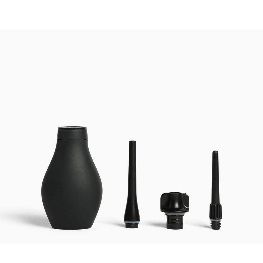 Du Douche Midnight Black premium cleansing system with ergonomic design and multiple nozzles.