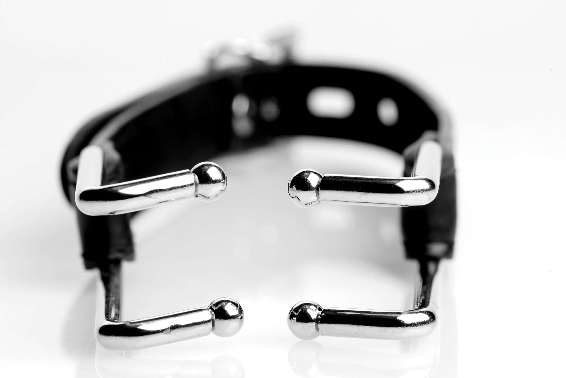 Claw Hook Mouth Spreader close-up showing its durable design and adjustable features for roleplay scenarios.