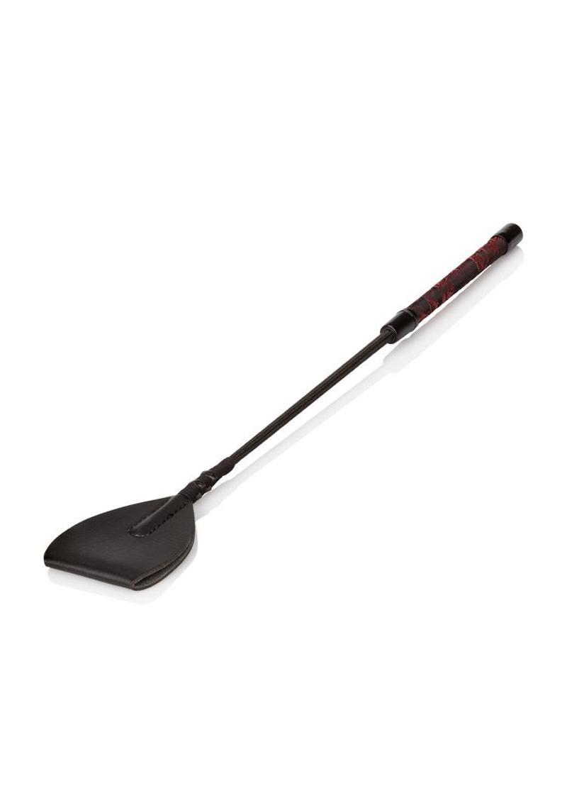 Scandal Wide Tip Crop Black, a sleek and stylish accessory featuring a durable wide tip design.