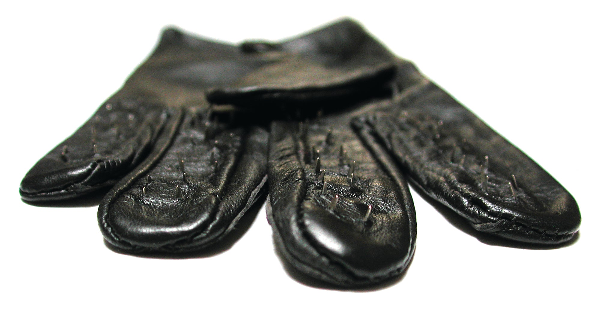 Vampire Gloves Leather Small featuring premium black leather and textured detailing for enhanced sensory play.