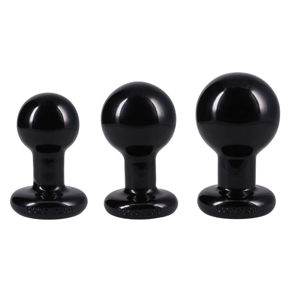 Classic Round Butt Plug Set 3 Piece Black featuring graduated sizes for comfortable use.