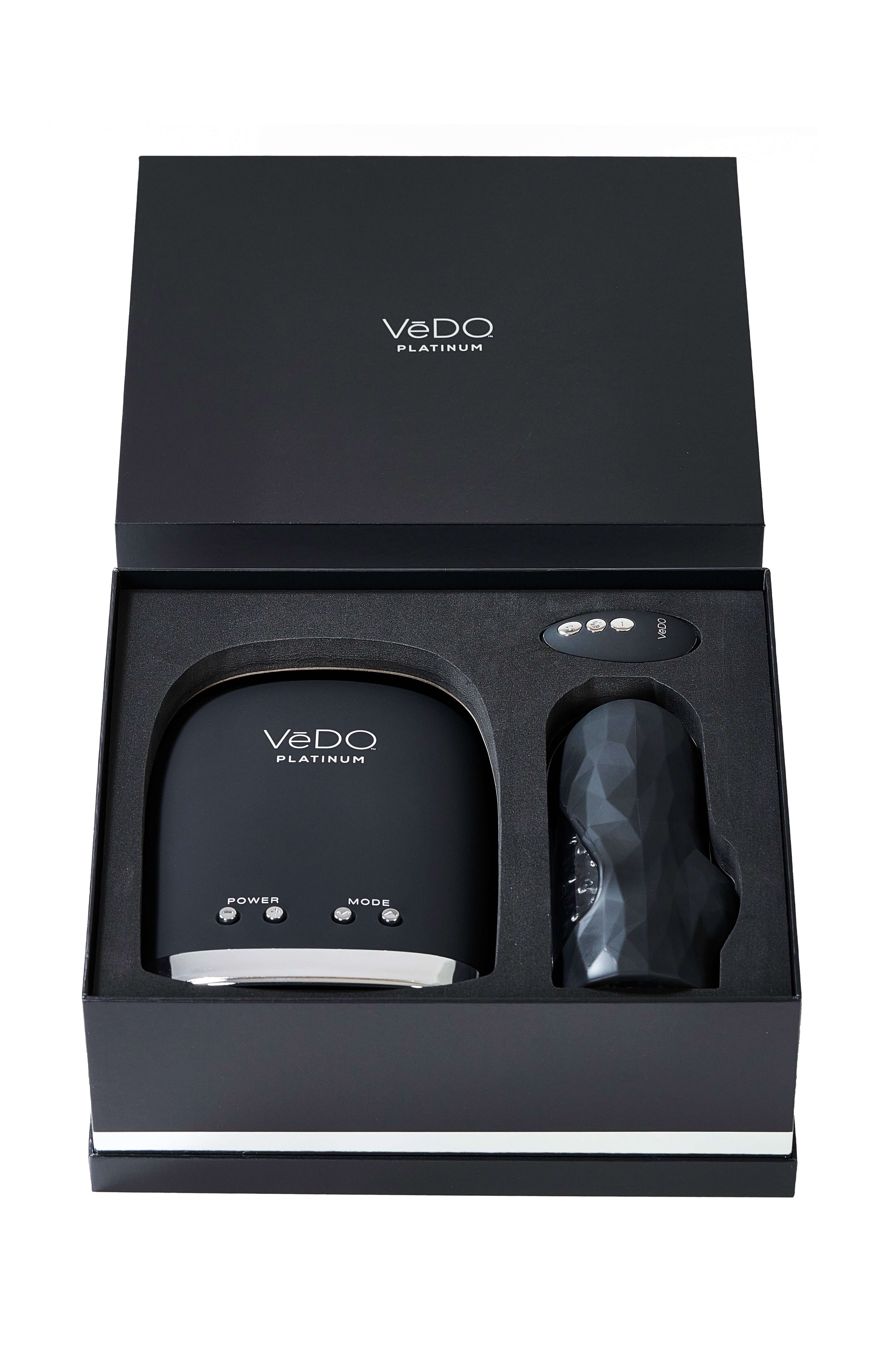 Vedo Hummer 2.0 Ultimate BJ Machine in its sleek packaging showcasing the high-performance device and accessories.