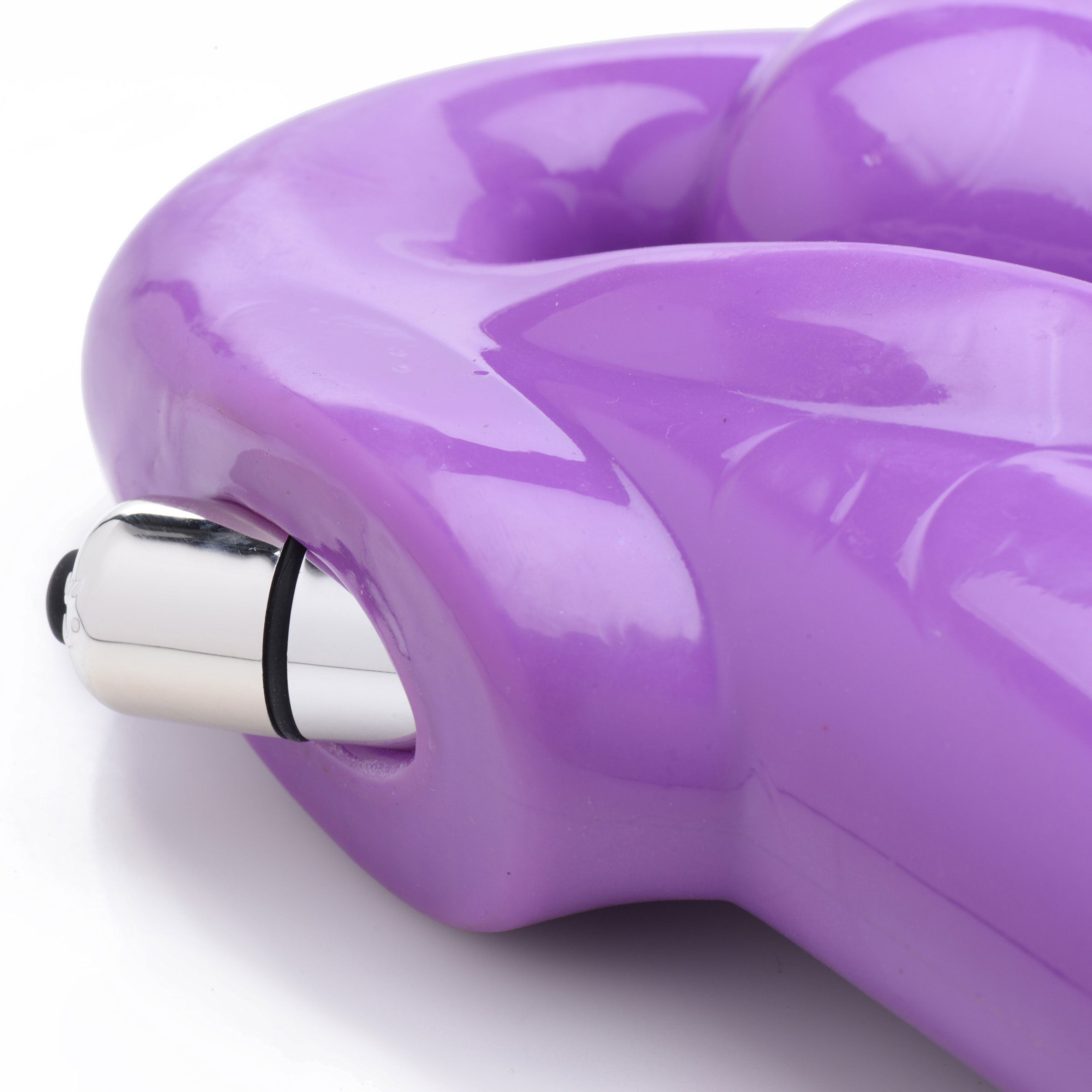 Strap U 7X Revolver Thick Vibrating Strapless Strap-On Dildo Purple close-up view showcasing bulb and vibration function.