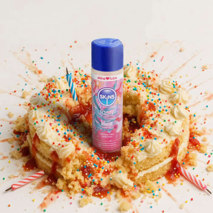 Skins Birthday Cake Water Based Lubricant 4.4 Fl Oz-2