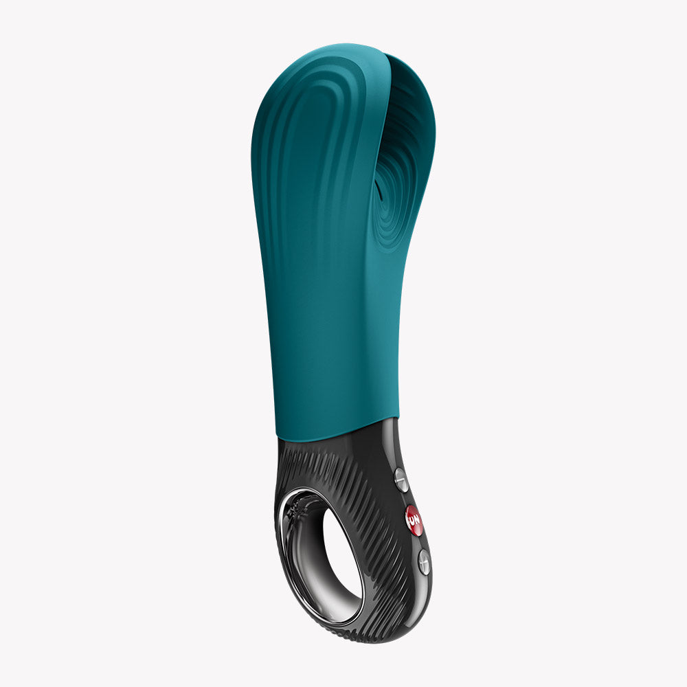 Fun Factory Manta Vibrating Masturbator Green, premium male pleasure device with adaptable fit and powerful vibrations.