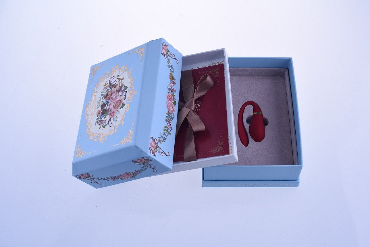 ZALO Fanfan App-controlled Rechargeable Couples Massager in bright red with elegant packaging from the Versailles Series.