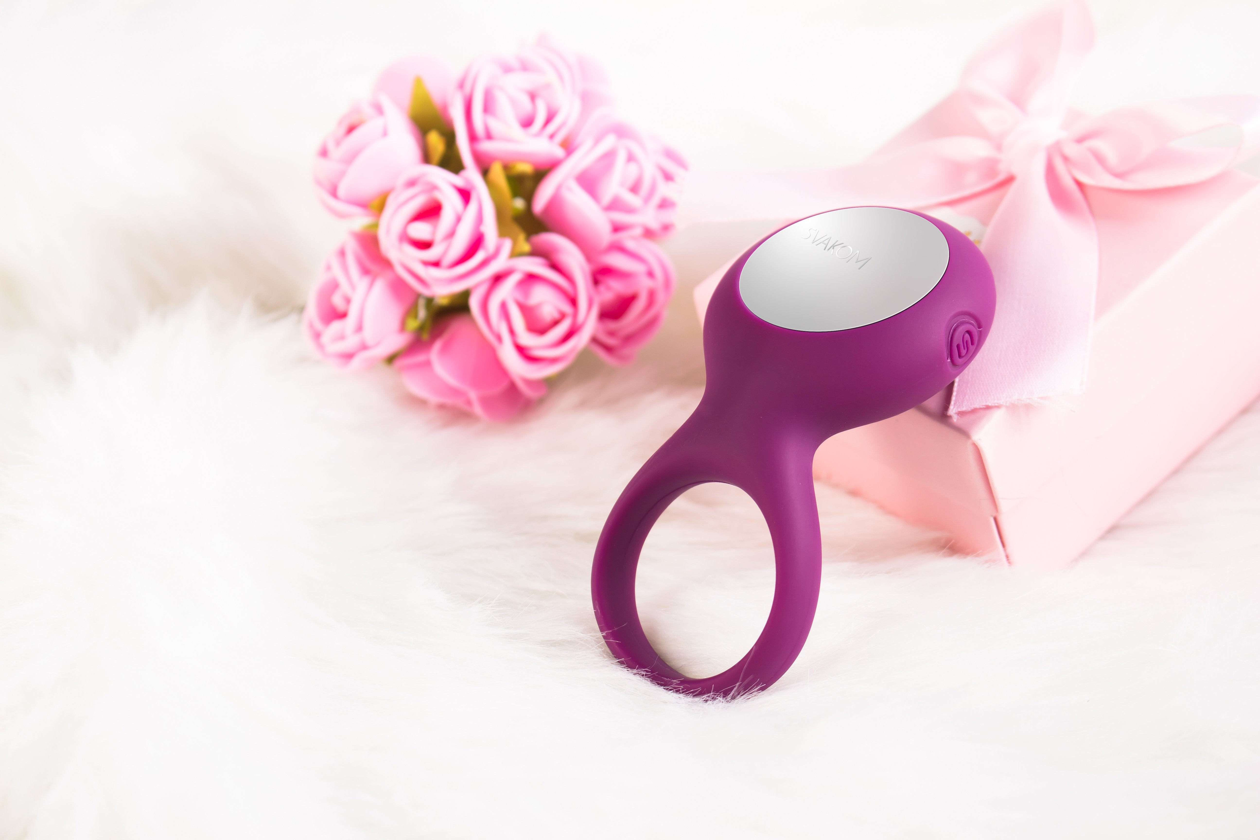 SVAKOM Tyler Vibrating Penis Ring Violet